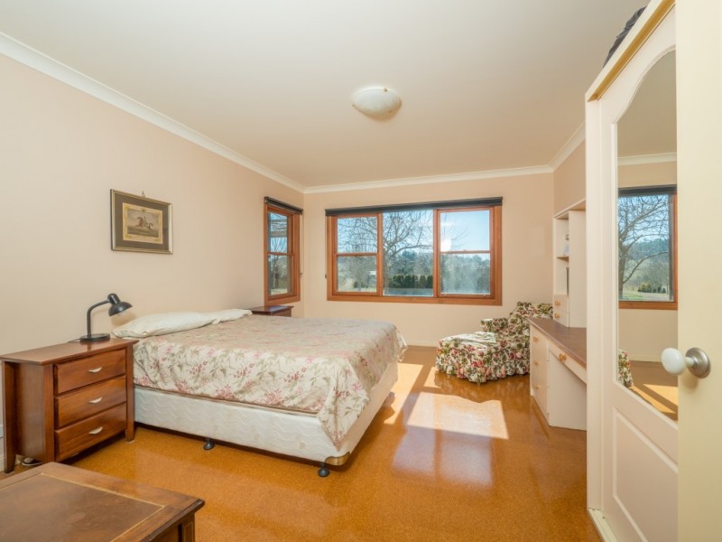 703 Dangarsleigh Road, Armidale NSW 2350