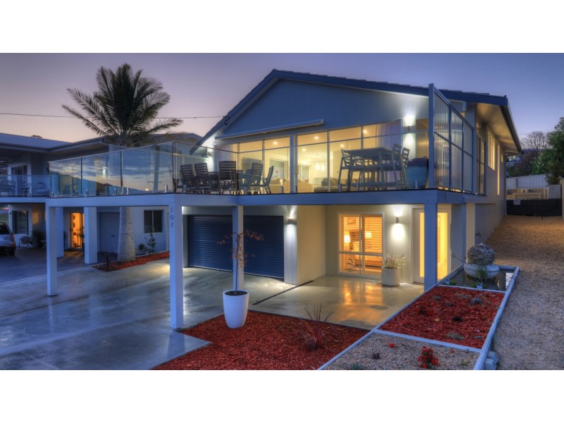 107 Dalmeny Drive, North Narooma NSW 2546