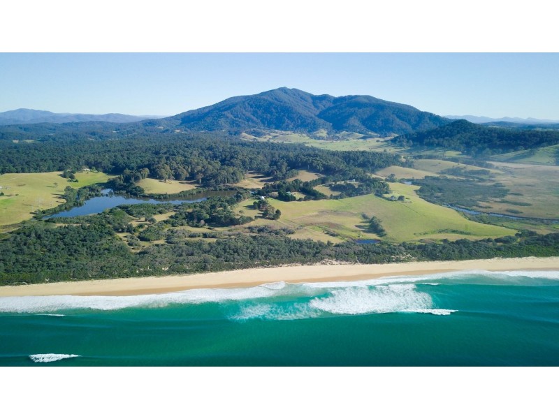 114 Youngs Road, Akolele NSW 2546