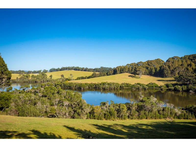 114 Youngs Road, Akolele NSW 2546