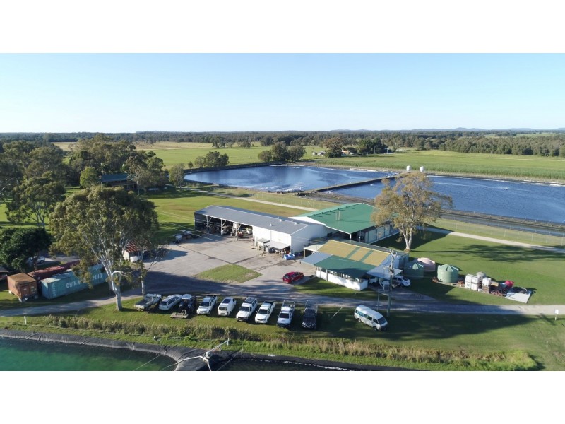 371 School Road, Palmers Island NSW 2463