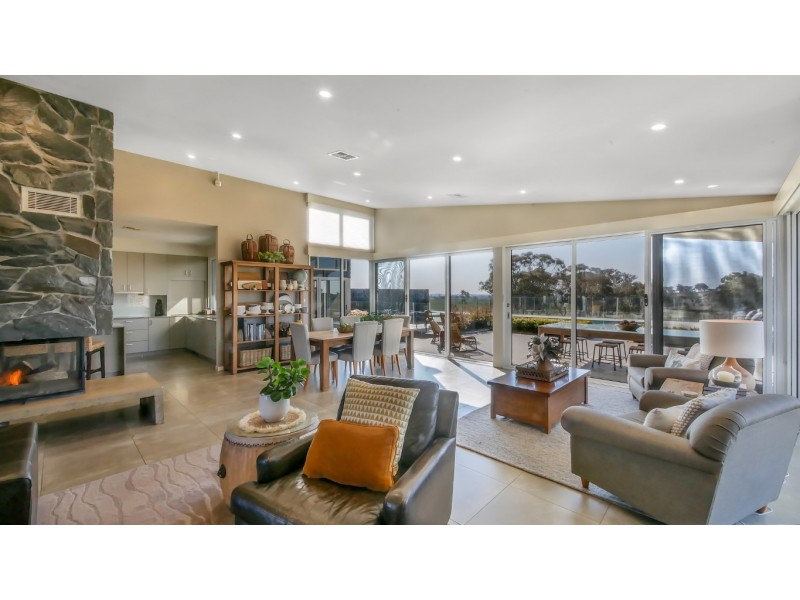 719 Amaroo Road, Borenore NSW 2800