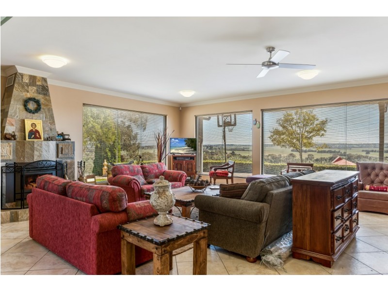 5796 Federal Highway, Collector NSW 2581