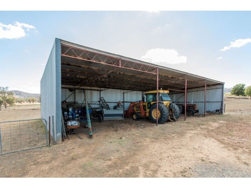 750 Oakhills Road, Nangus NSW 2722