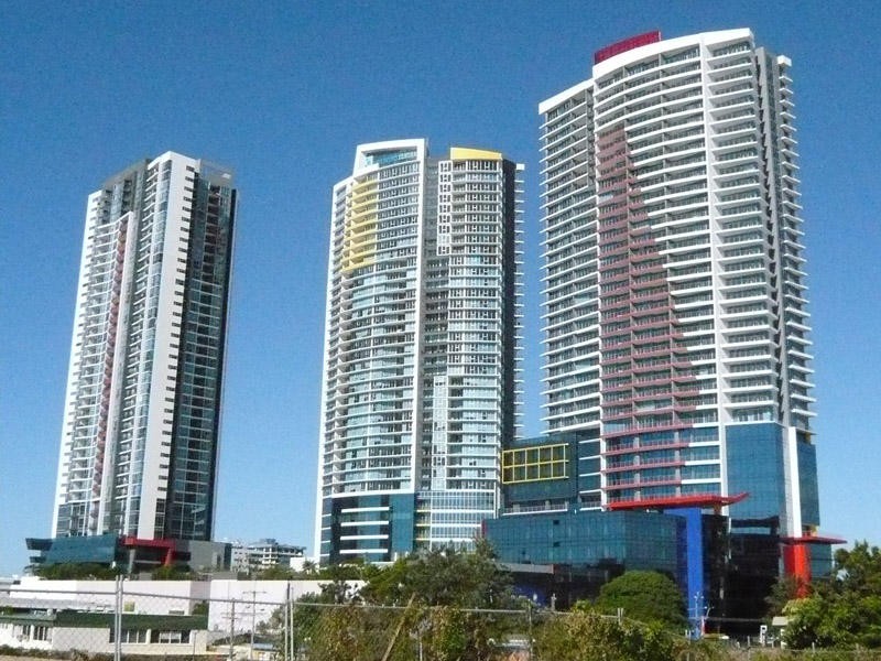 5 lawson, Southport QLD 4215