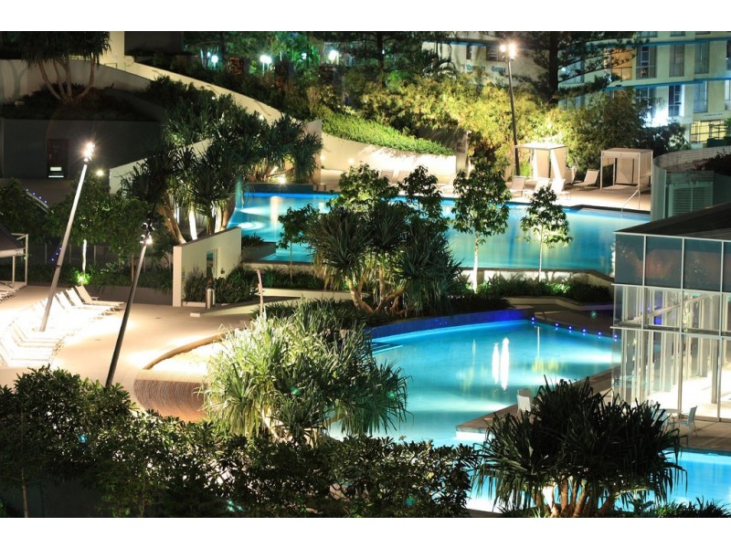 9 Hamilton Avenue, Surfers Paradise QLD 4217