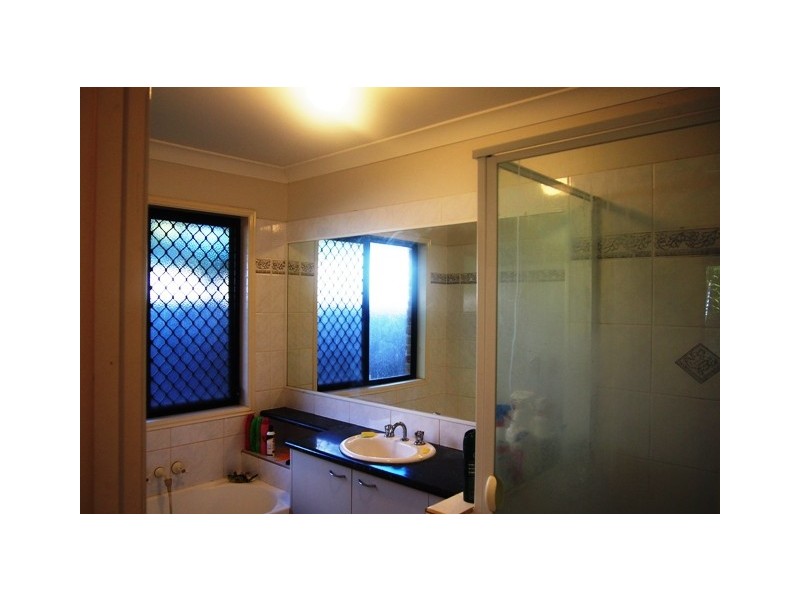 3 Elatum Crt, Shailer Park QLD 4128