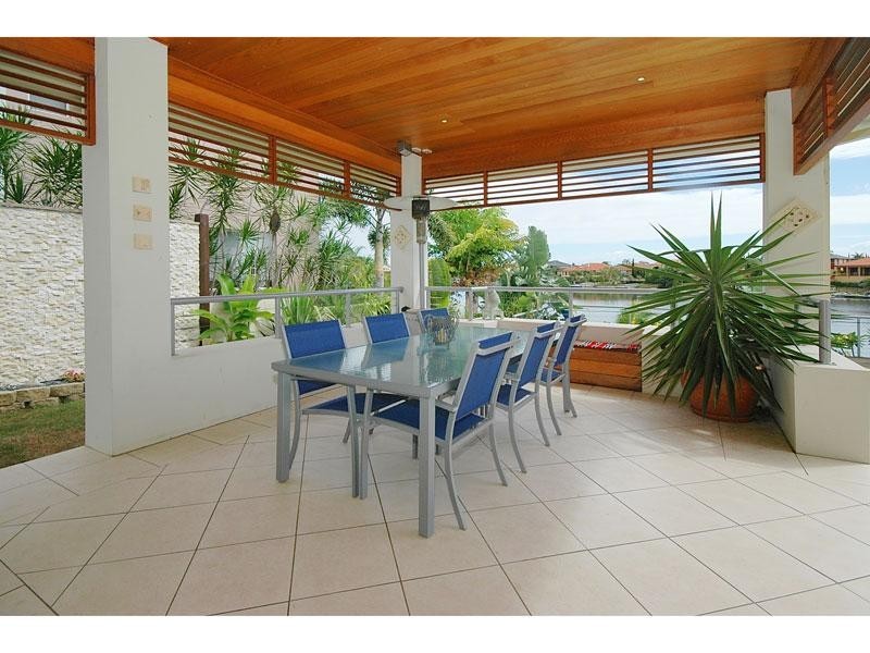 80 Edinburgh Road (Benowa Waters), Benowa QLD 4217