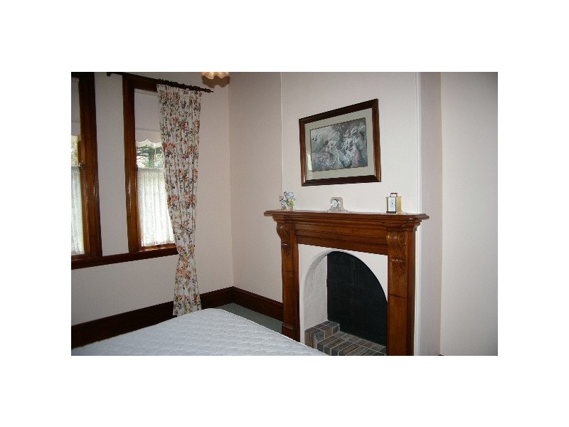 110 Bridge Street, Uralla NSW 2358