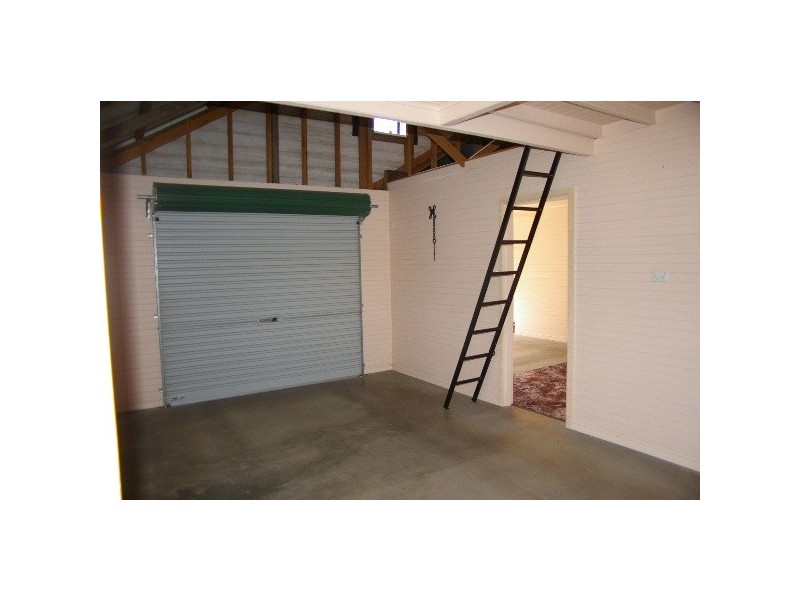 110 Bridge Street, Uralla NSW 2358