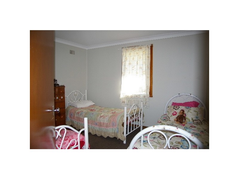 3 Prince Avenue, Uralla NSW 2358