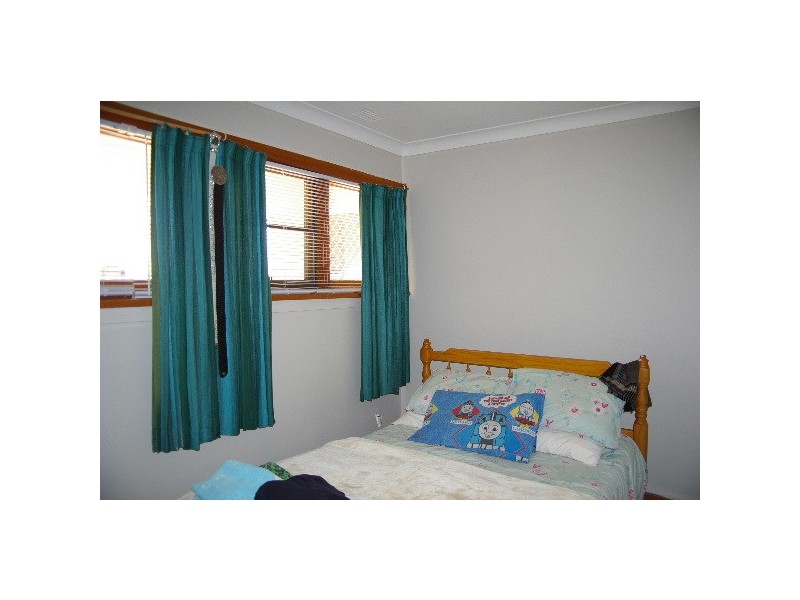 3 Prince Avenue, Uralla NSW 2358