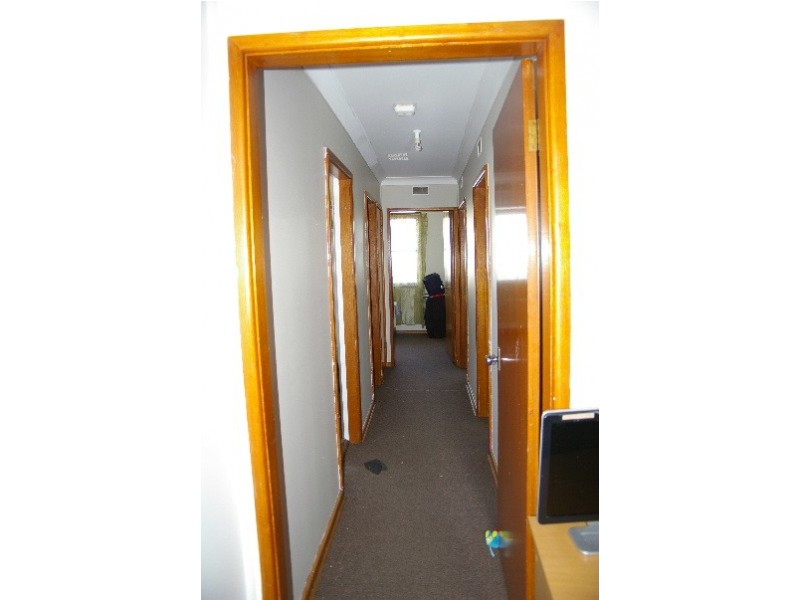 3 Prince Avenue, Uralla NSW 2358