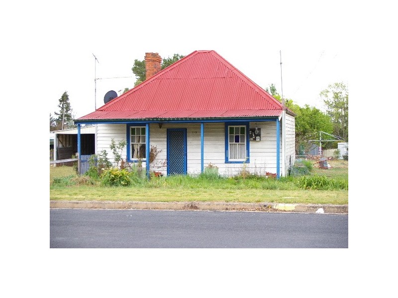 1-3 Dumaresq Street, Uralla NSW 2358