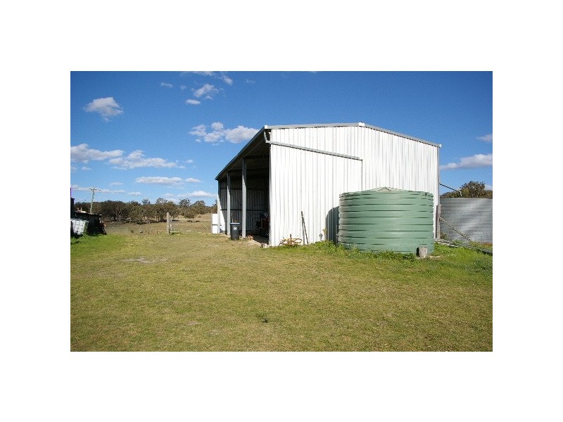 ‘Glen Leigh’ Allinghams Road, Uralla NSW 2358