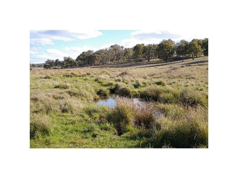 ‘Glen Leigh’ Allinghams Road, Uralla NSW 2358