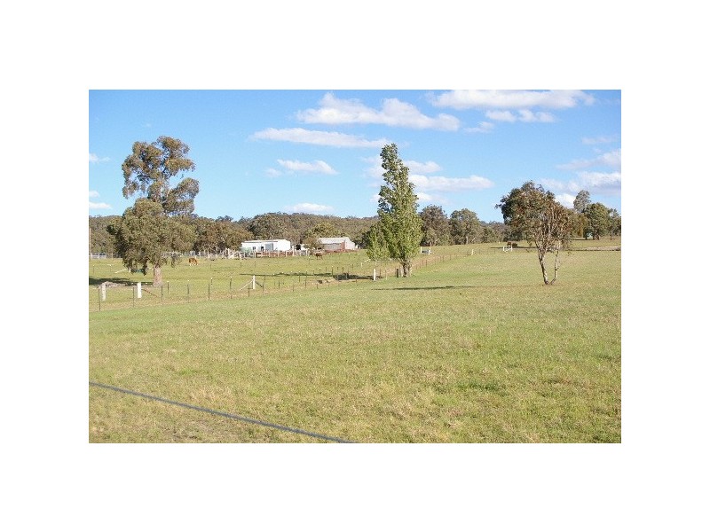 ‘Glen Leigh’ Allinghams Road, Uralla NSW 2358