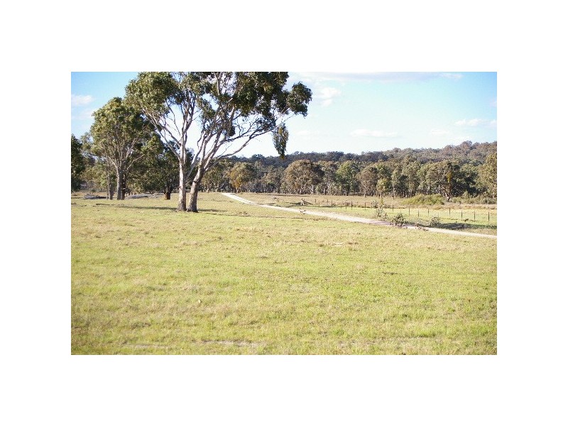 ‘Glen Leigh’ Allinghams Road, Uralla NSW 2358