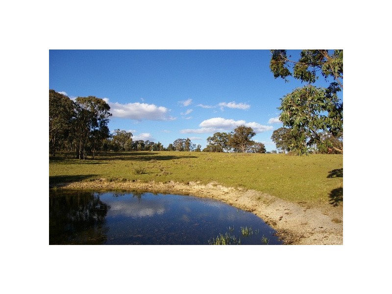‘Glen Leigh’ Allinghams Road, Uralla NSW 2358