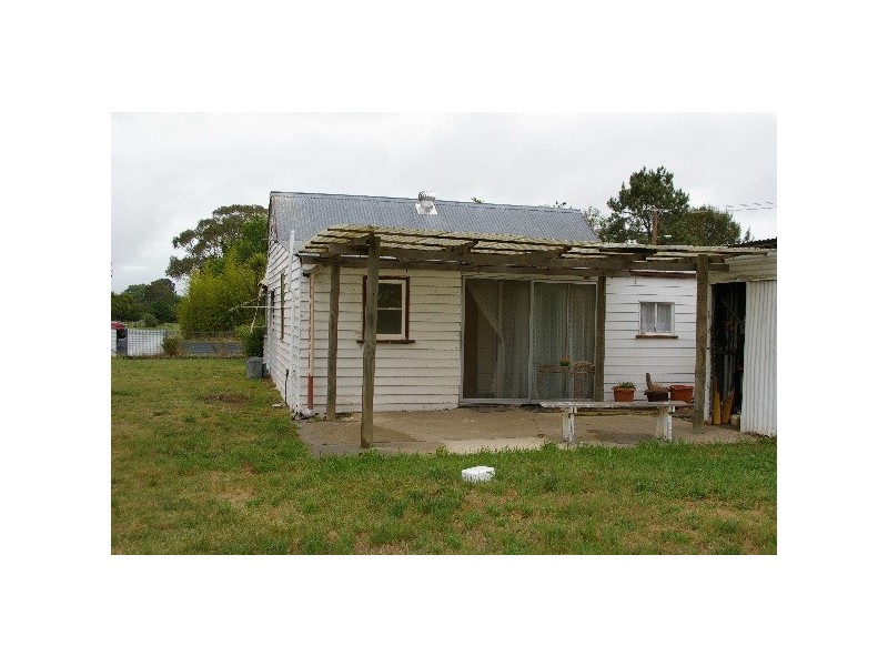 1 Ivon Court, Uralla NSW 2358