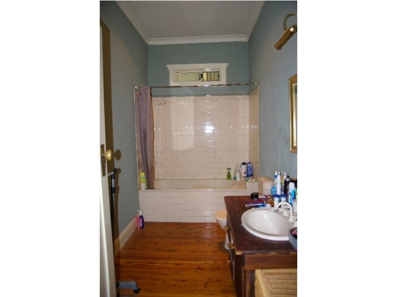 22 Salisbury Street, Uralla NSW 2358