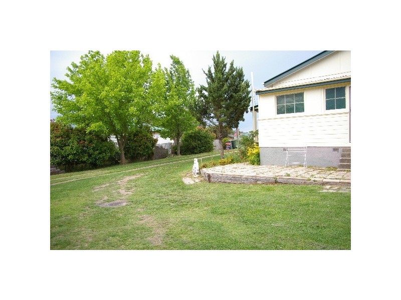 22 Salisbury Street, Uralla NSW 2358