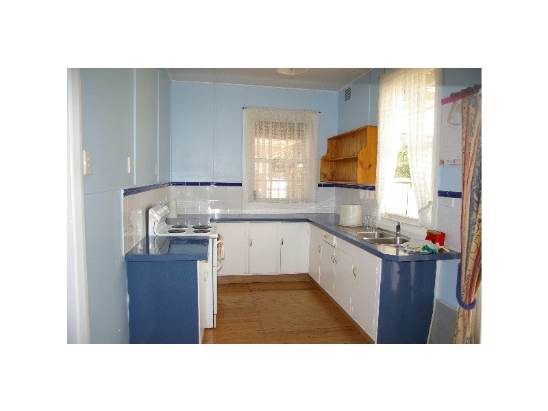 140 Bridge Street, Uralla NSW 2358