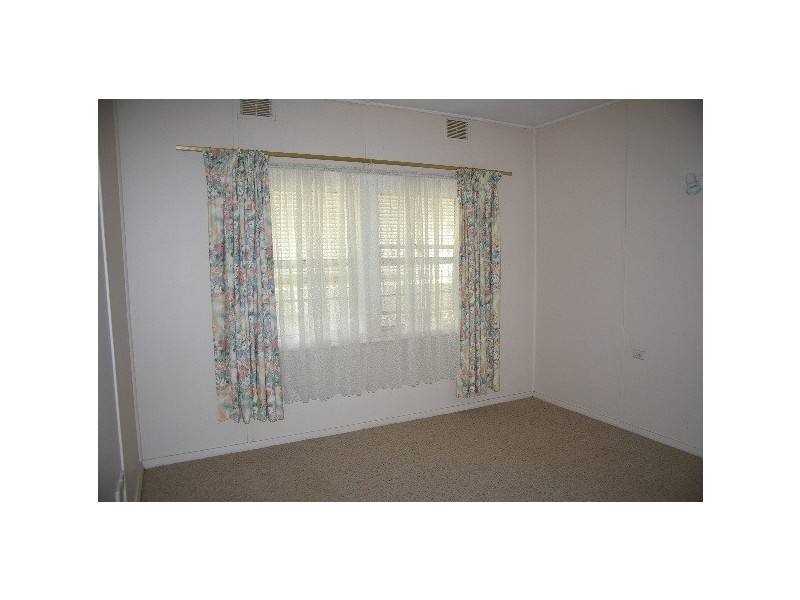 140 Bridge Street, Uralla NSW 2358