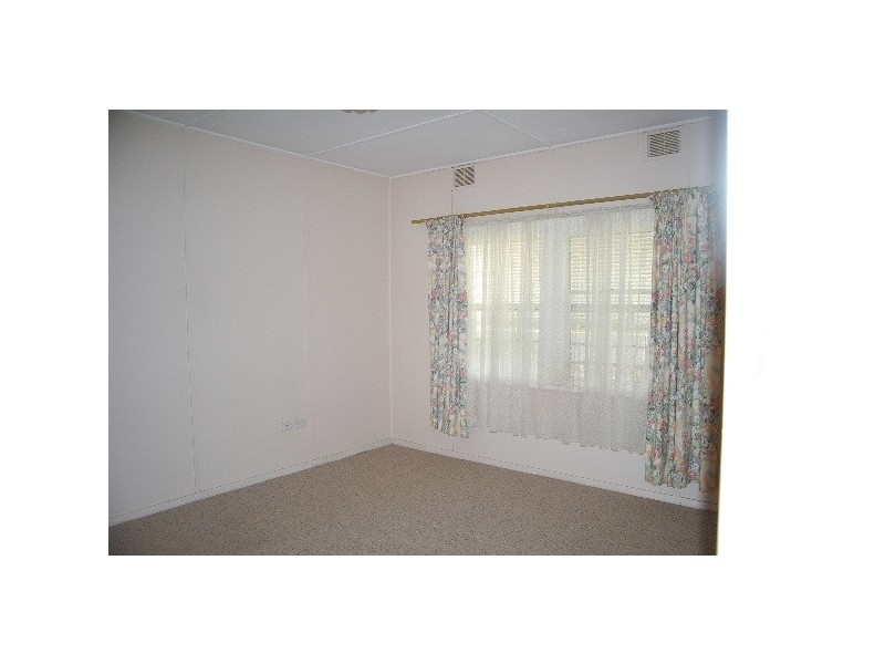 140 Bridge Street, Uralla NSW 2358