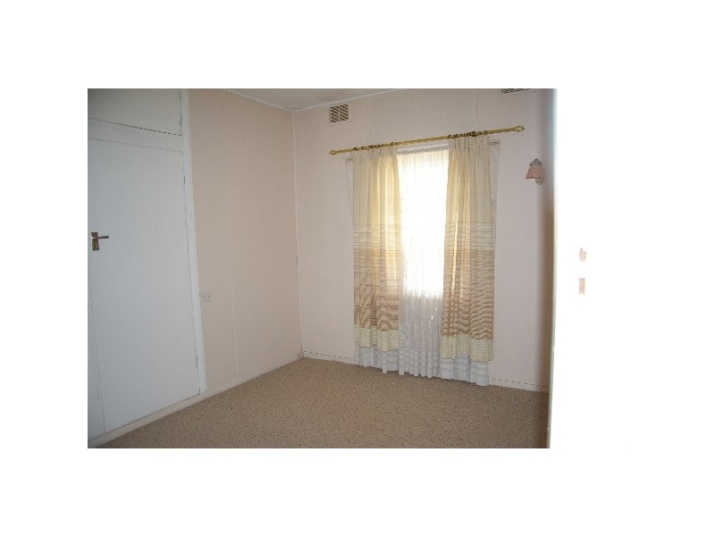 140 Bridge Street, Uralla NSW 2358