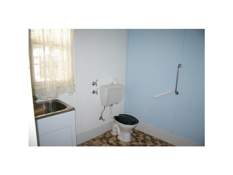 140 Bridge Street, Uralla NSW 2358