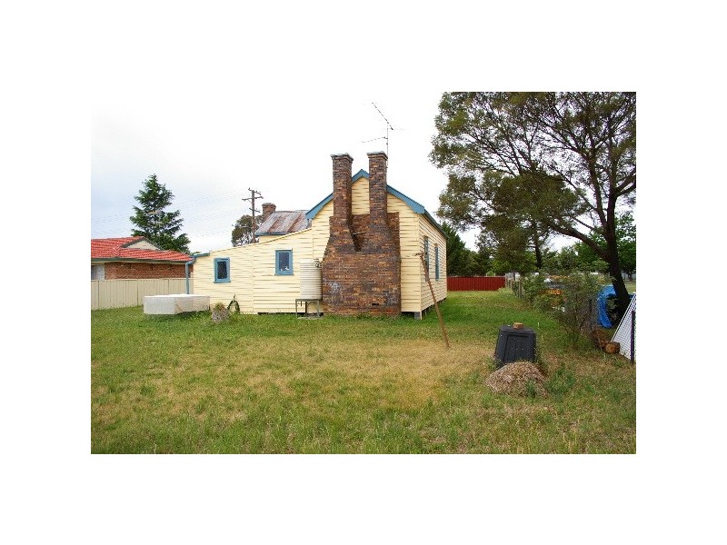 18 Gostwyck Street, Uralla NSW 2358