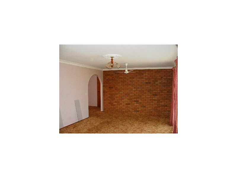 28 McCrossin Street, Uralla NSW 2358