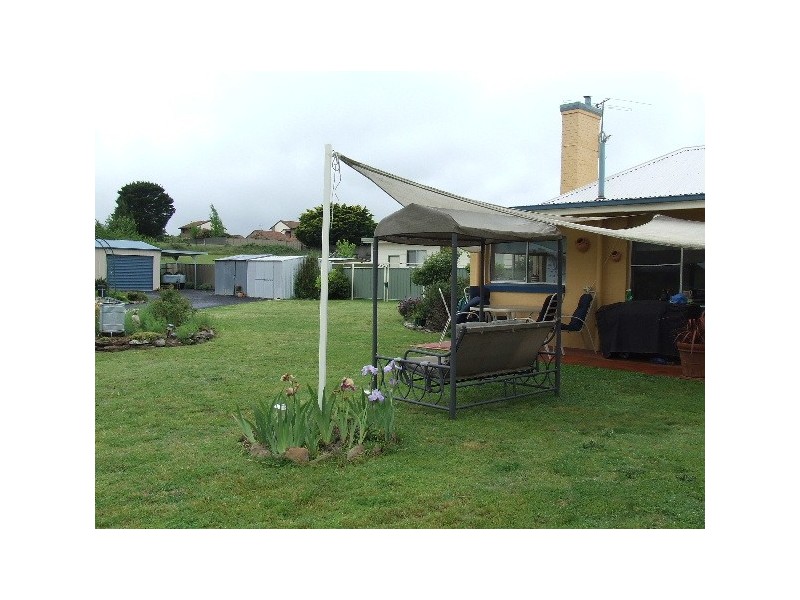 105E Hill Street, Walcha NSW 2354