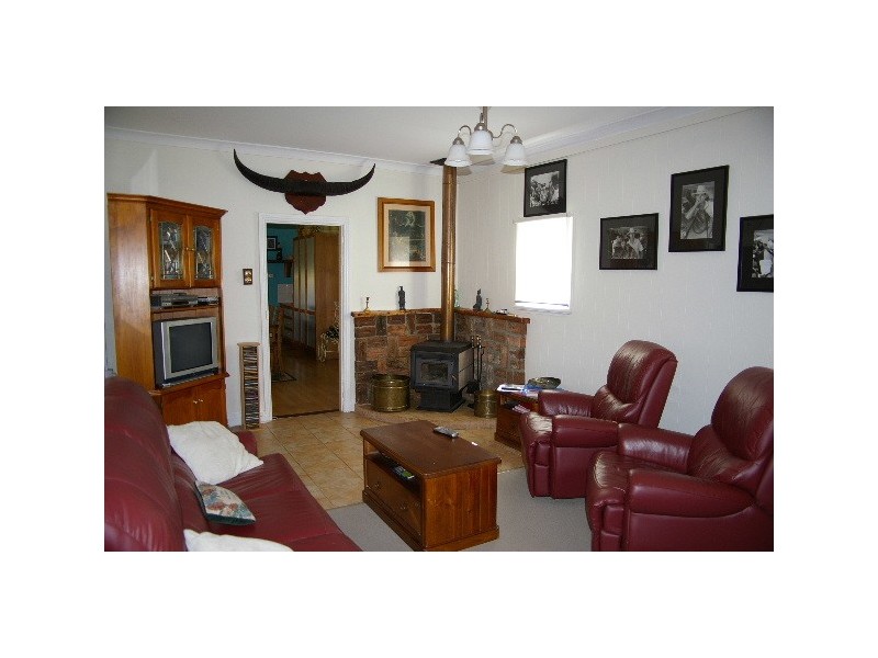 105E Hill Street, Walcha NSW 2354