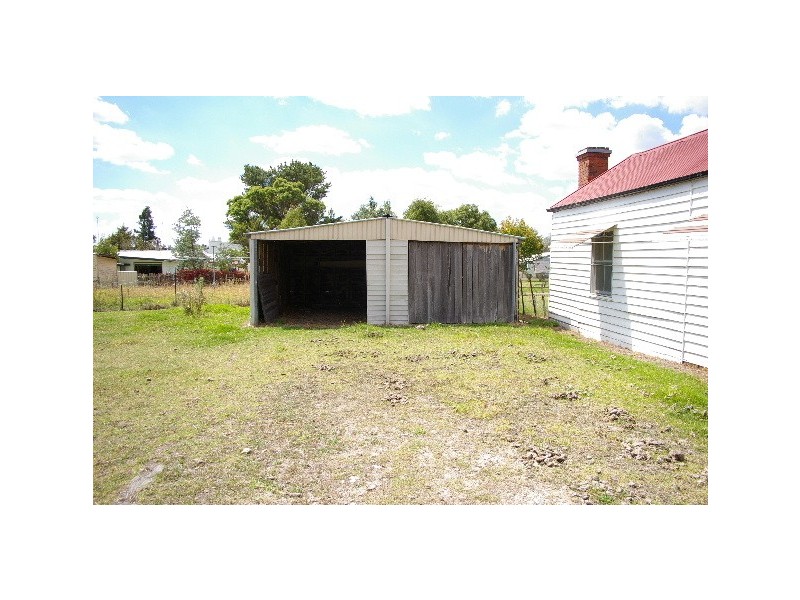 154 Bridge Street, Uralla NSW 2358
