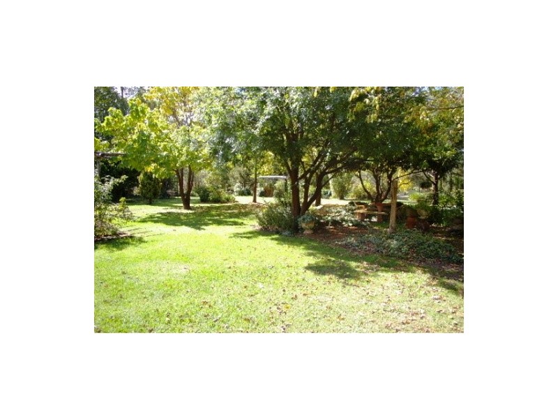 113 Goodes Road, Uralla NSW 2358