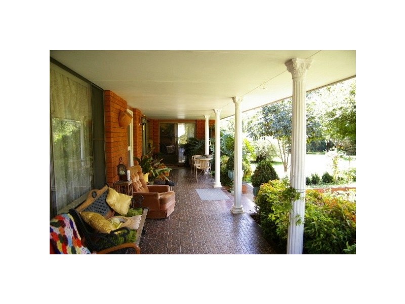 113 Goodes Road, Uralla NSW 2358