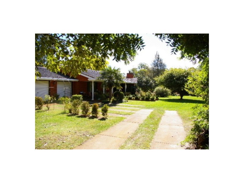 113 Goodes Road, Uralla NSW 2358