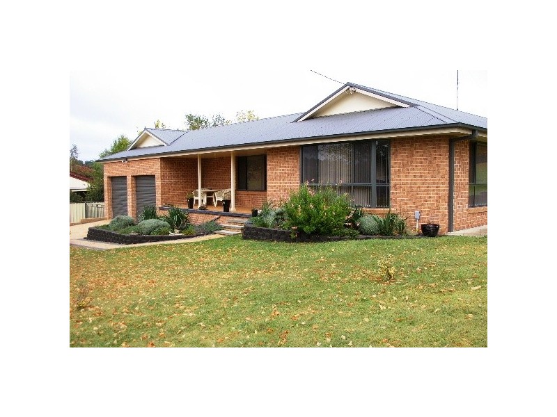 105N Lagoon Street, Walcha NSW 2354