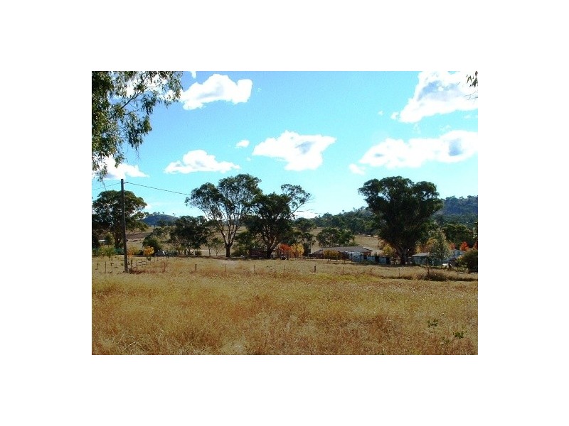 3 Moonboy Street, Bendemeer NSW 2355