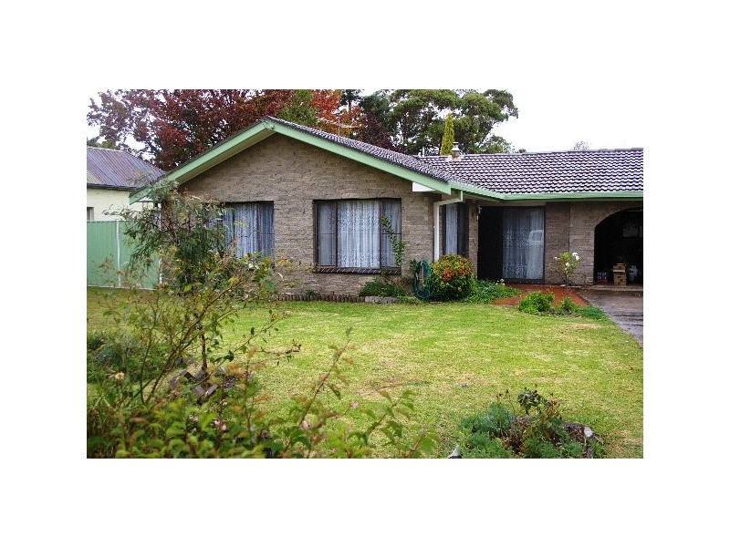 29 Gostwyck Street, Uralla NSW 2358