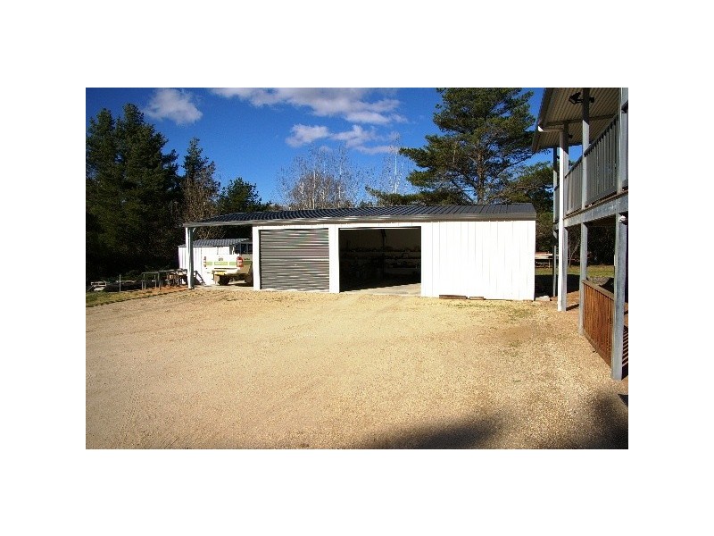 15 Rowan Avenue, Uralla NSW 2358