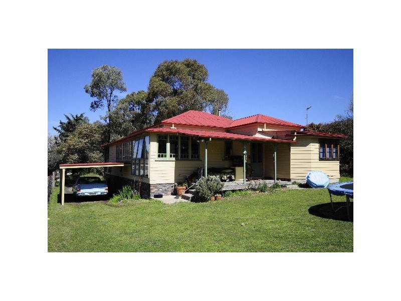 65 Bridge Street, Uralla NSW 2358