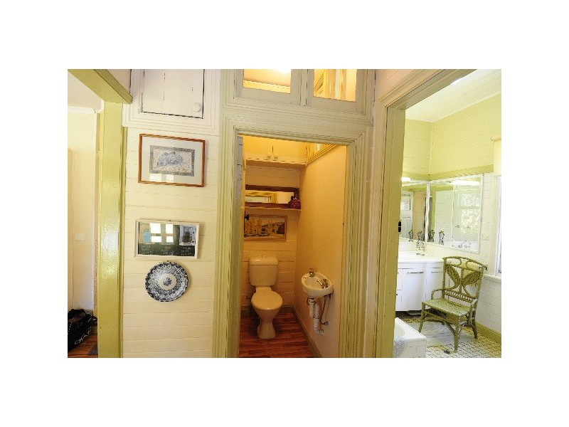 65 Bridge Street, Uralla NSW 2358