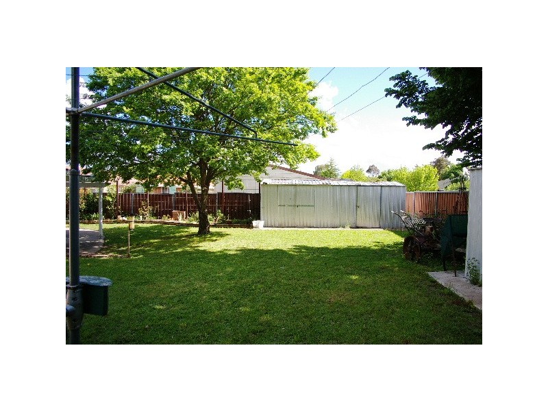 1A Plane Avenue, Uralla NSW 2358