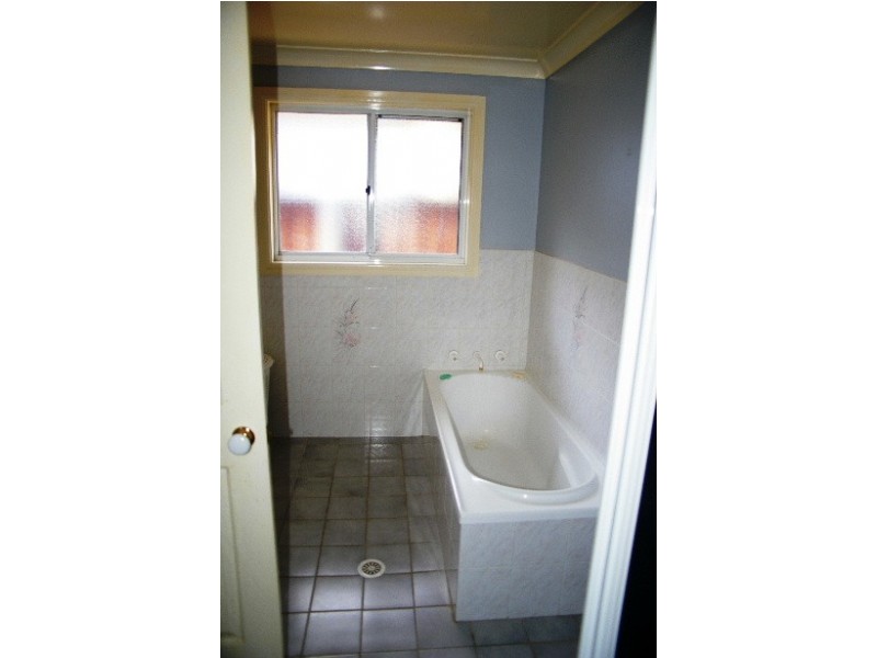 1A Plane Avenue, Uralla NSW 2358