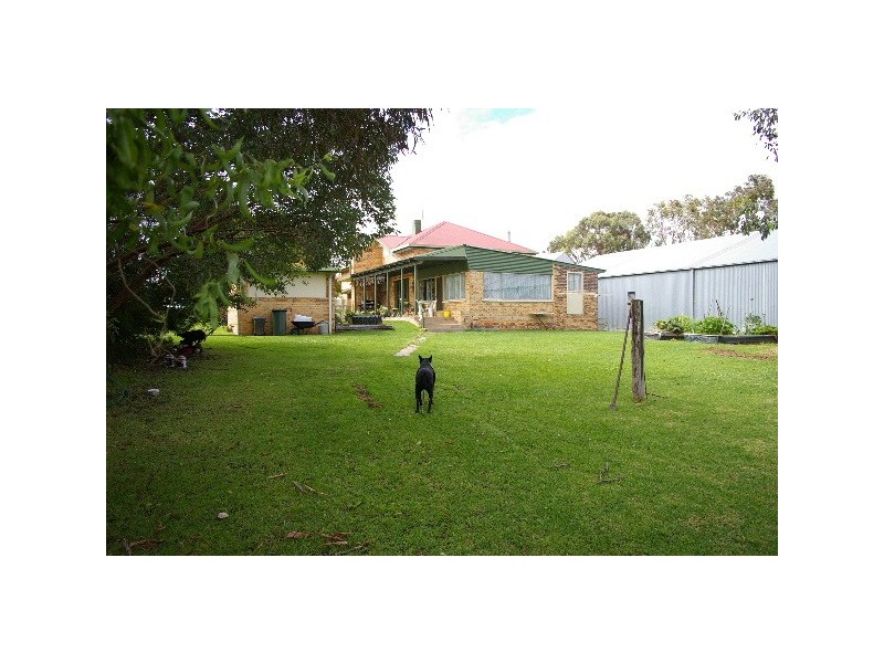 17 Bridge Street, Uralla NSW 2358