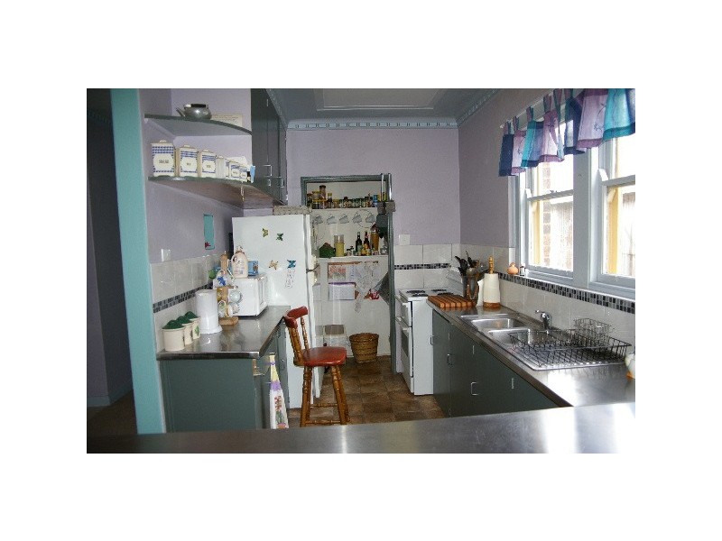 17 Bridge Street, Uralla NSW 2358
