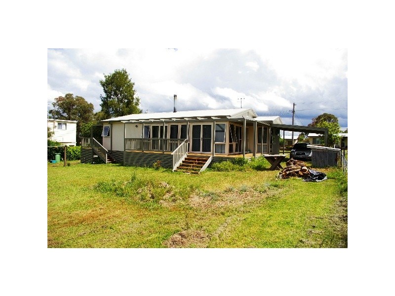 29A Rowan Avenue, Uralla NSW 2358